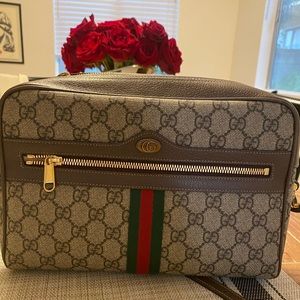 Gucci Ophidia GG Supreme Shoulder Bag